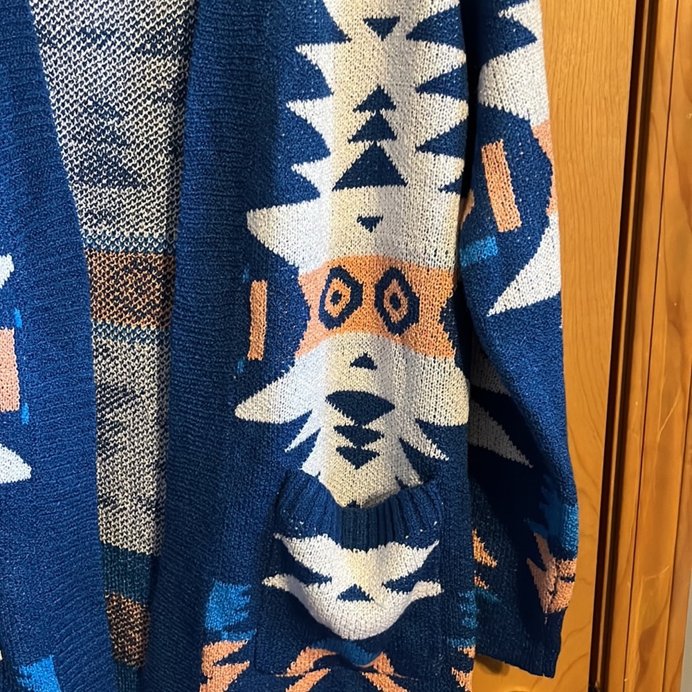 Cardigan - Picture 2 of 2